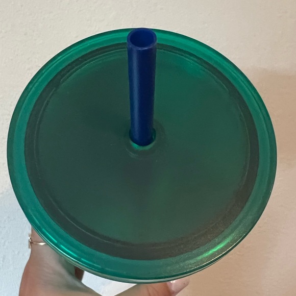 Starbucks Lime Cold Cup Summer 2022 - Picture 3 of 5